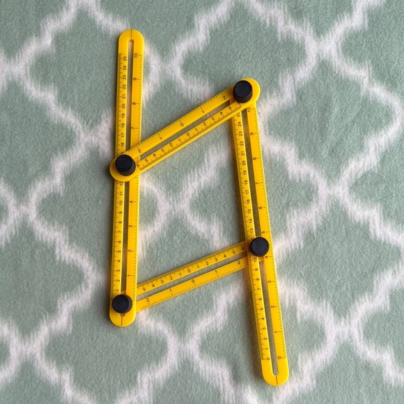 NWT Yellow Multi-Angle Measuring Ruler - Picture 2 of 2